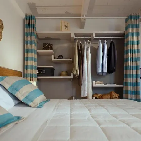 The Chic Lino Delle Fate Eco 2 Bed Bungalow Sleeps 7 *